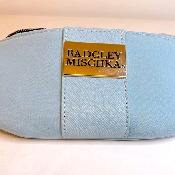 BADGLEY MISCHKA Sage Scuba Belt Bag NWOT - Picture 16 of 16